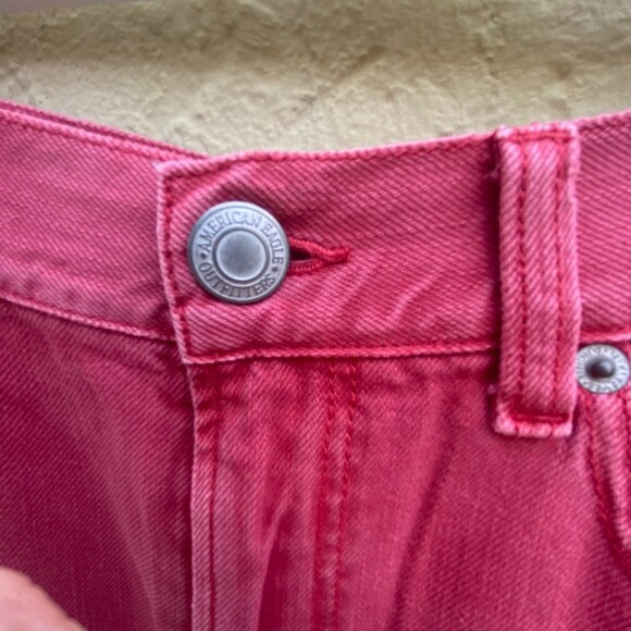 American Eagle Mom Jeans - Picture 4 of 9